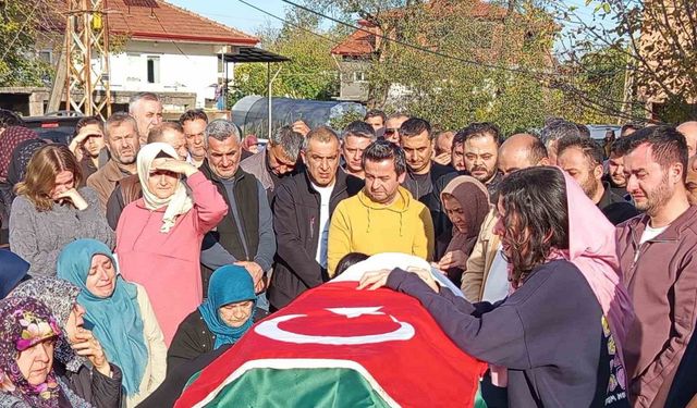 Emekli polisin açtığı ateşte ölen 2 kişi köylerinde defnedildi