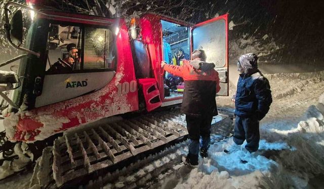 Kar nedeniyle hastaneye gidemeyen hasta kurtarıldı