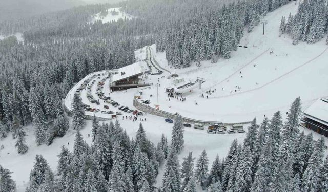 Yeni yıl tatilinde vatandaşlar Ilgaz Dağı'na akın etti