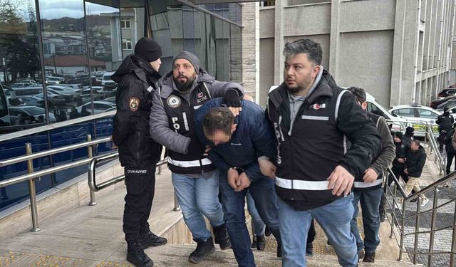 Kusurlu araçlara usulsüz onay veren 6 kişi cezaevine gönderildi
