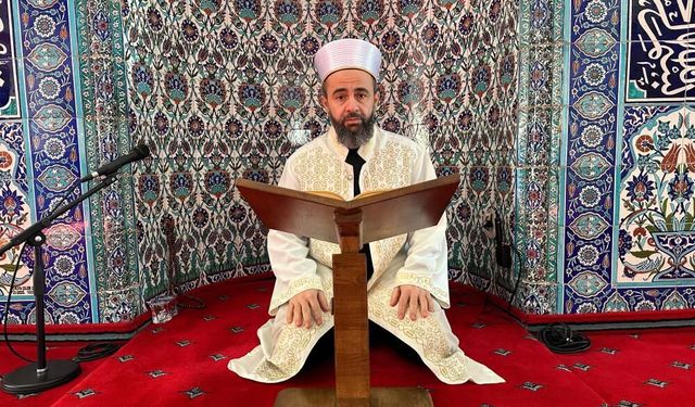 45 yaşındaki din görevlisi 8 ayda hafız oldu