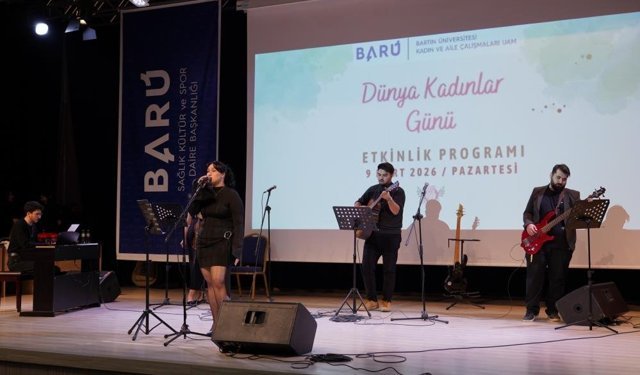 Bartın Üniversitesi’nde 8 Mart Coşkusu