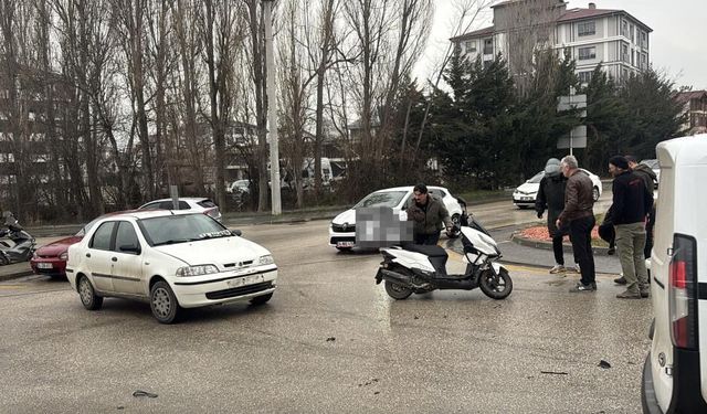Bolu’da otomobil ile motosiklet çarpıştı: 1 yaralı