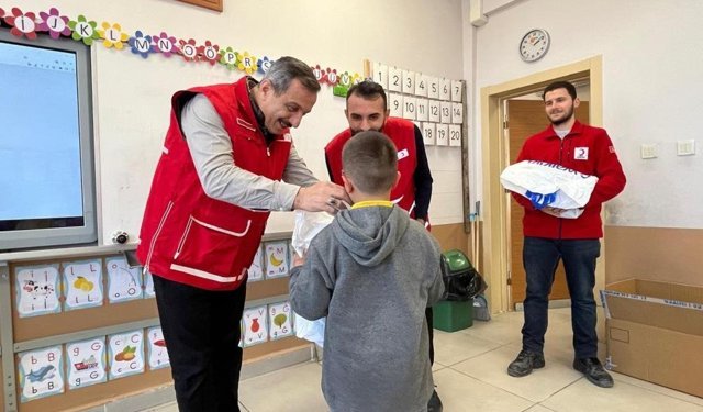 6 Bin 400 Öğrencinin Yüzü Bayramla Güldü