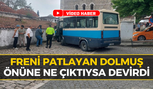 Safranbolu'da Freni Boşalan Dolmuş Çarşıda Dehşet Saçtı