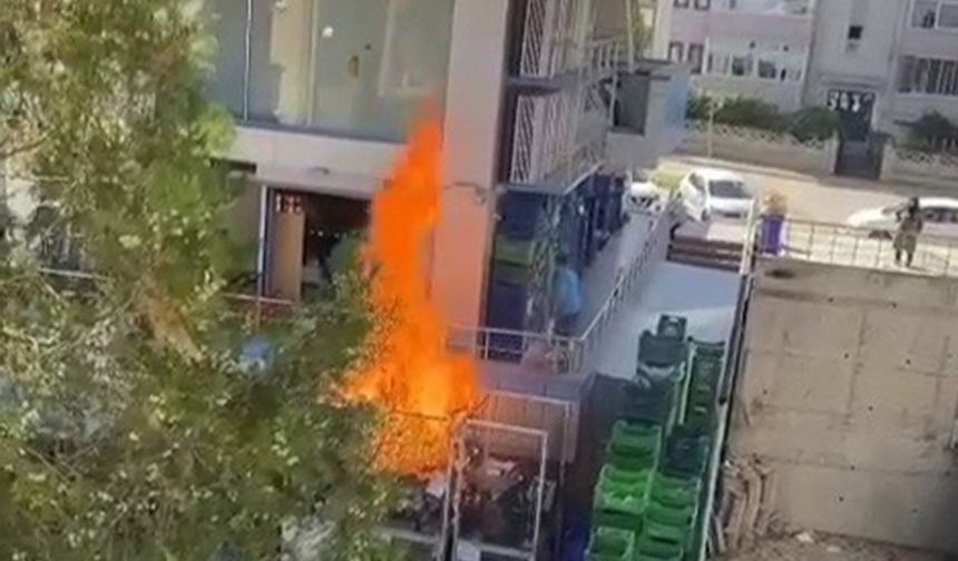 Safranbolu'da Market Deposu Yandı
