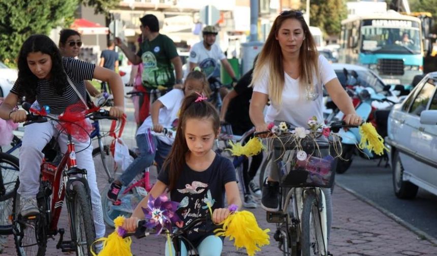 Safranbolu Süslü Kadınlar Bisiklet Turu