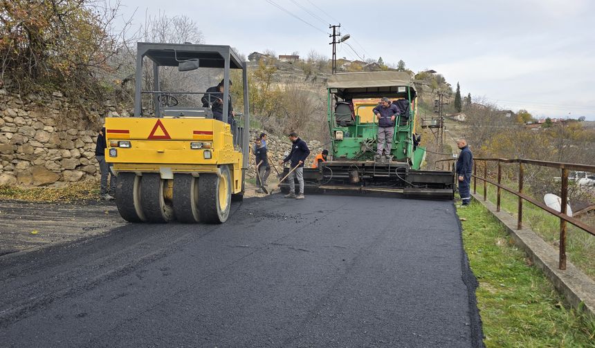 Safranbolu’da 700 Metrelik Yol Asfaltlandı!