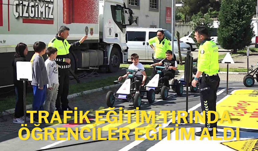 Öğrenciler trafik kurallarını bu tırda öğreniyor