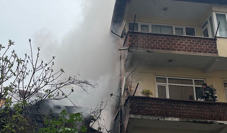 Zonguldak Acılık bölgesinde yangın! Ekipler müdahale ediyor