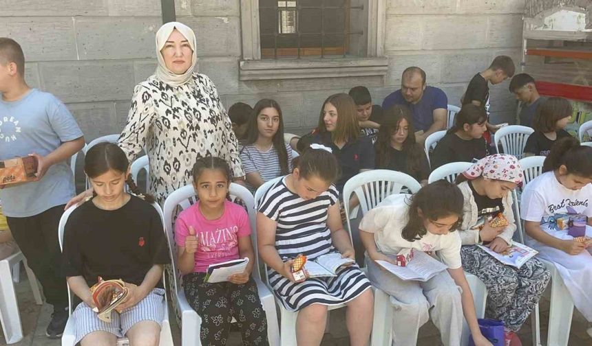 Alaplı ilçe halkının katılımıyla sessiz kitap okuma etkinliği düzenlendi