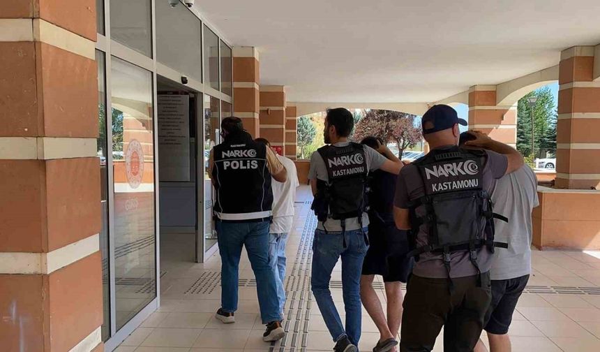 Kastamonu’da Uyuşturucu Operasyonu: 2 Tutuklu