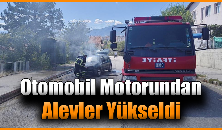 Seyir halindeki otomobil alev aldı