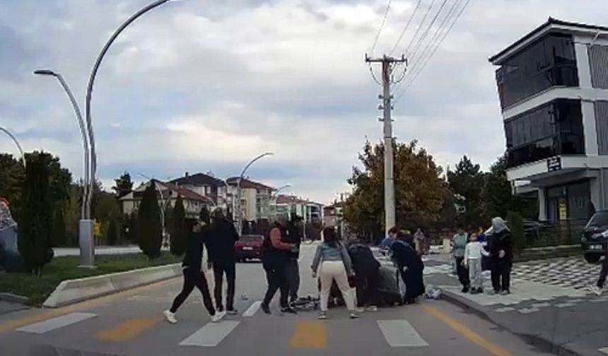 Bolu’da bir otomobil 4 yaşındaki çocuğa çarptı