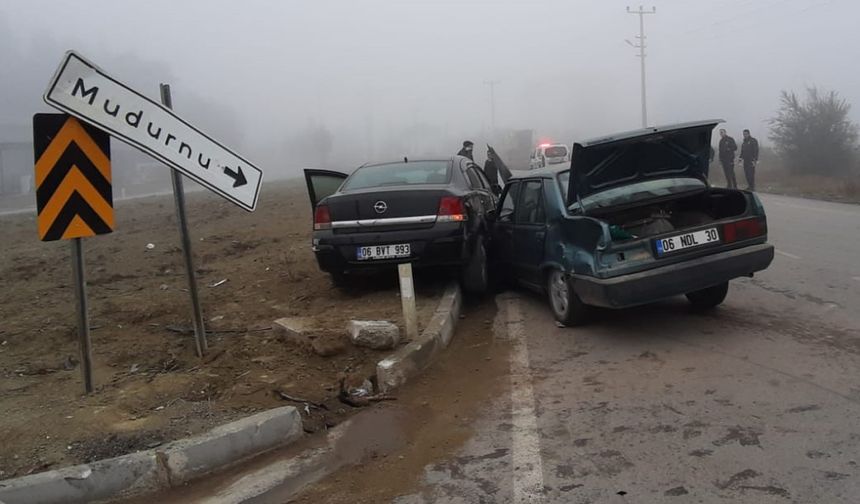 Bolu’da sürekli kazaların yaşandığı kavşakta yine kaza