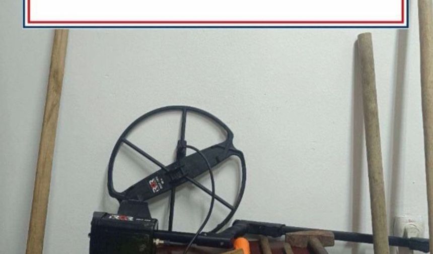 Jandarmadan define avcılarına suçüstü: 4 gözaltı