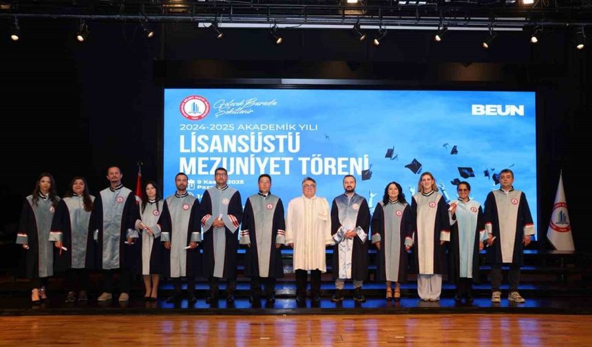 BEÜN’de lisansüstü mezuniyet coşkusu