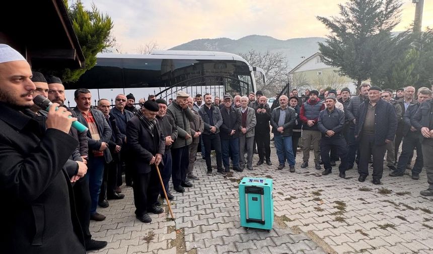 Kutsal topraklara dualarla uğurlandılar