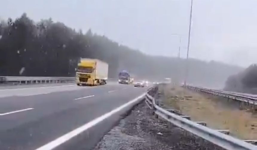 TEM’in Bolu geçişinde kar başladı