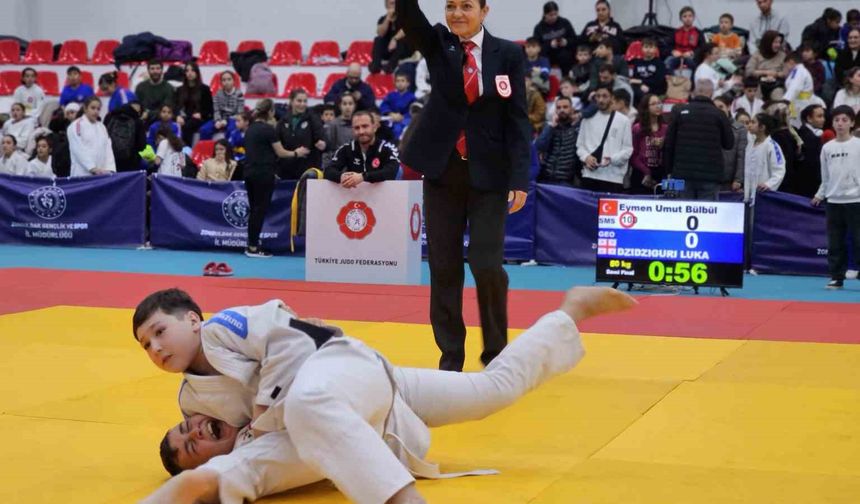 Zonguldak’ta uluslararası judo şöleni başladı