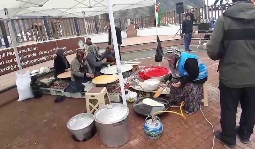 El emeği ürünlerini Filistinliler için satışa sundular