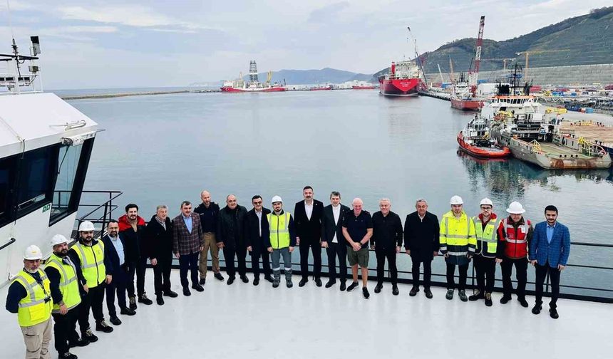 Seven Vega gemisi Filyos Limanı'nda: 2026 hedefi için start verildi