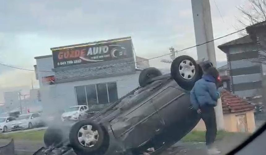 Çaycuma'da otomobil takla atarak durabildi