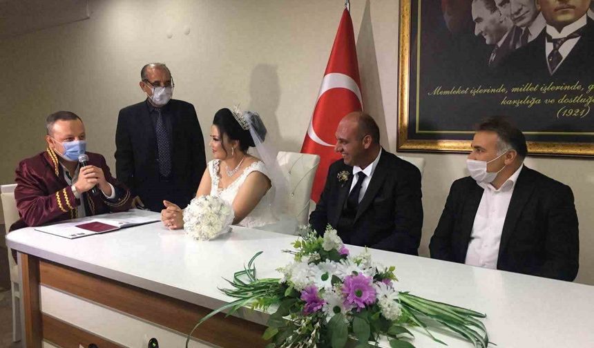 Elma yerken rahatsızlanan güvenlik görevlisi toprağa verildi