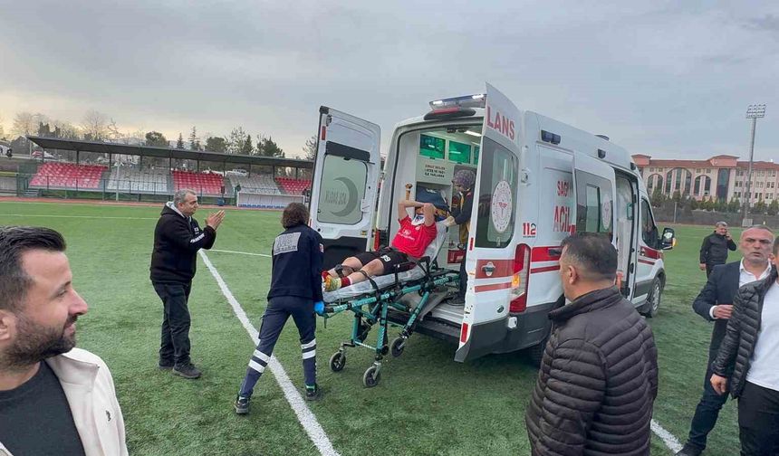 Bartın’da amatör maçta uzatma dakikalarında saha karıştı