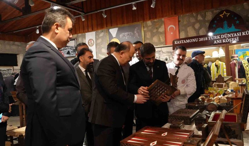 Kastamonu'da ahşap eserler sergisi yoğun ilgiyle karşılandı