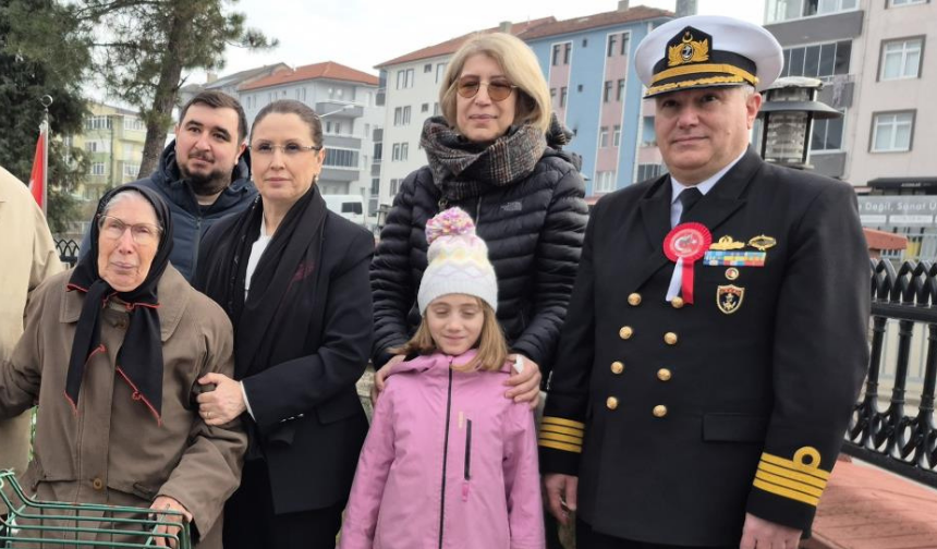 42 Yıl Sonra Yaşanan Tesadüf Duygusal Anlara Neden Oldu