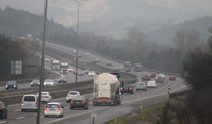 Bolu Geçişinde Bayram Trafiği Başladı