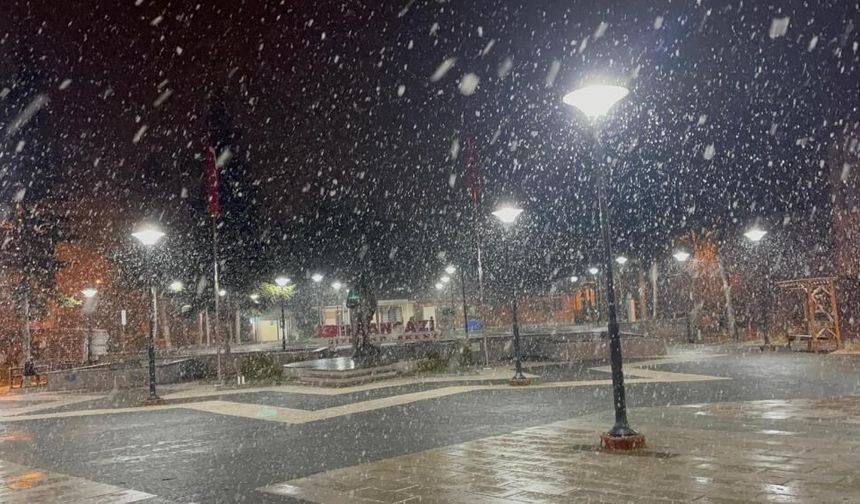 Kastamonu'da kar yağışı etkili oldu