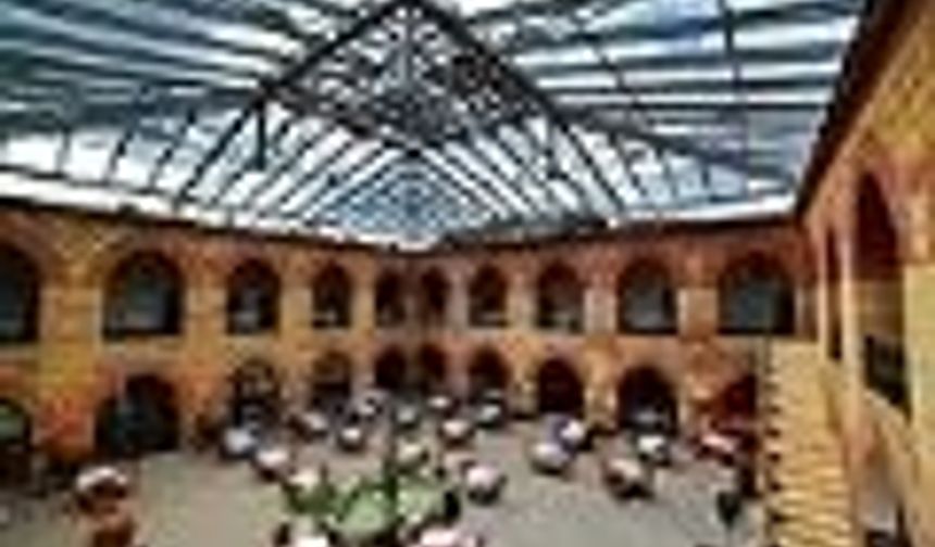 Kurşunlu Han sözleşmeye aykırı kullanımdan tahliye ediliyor