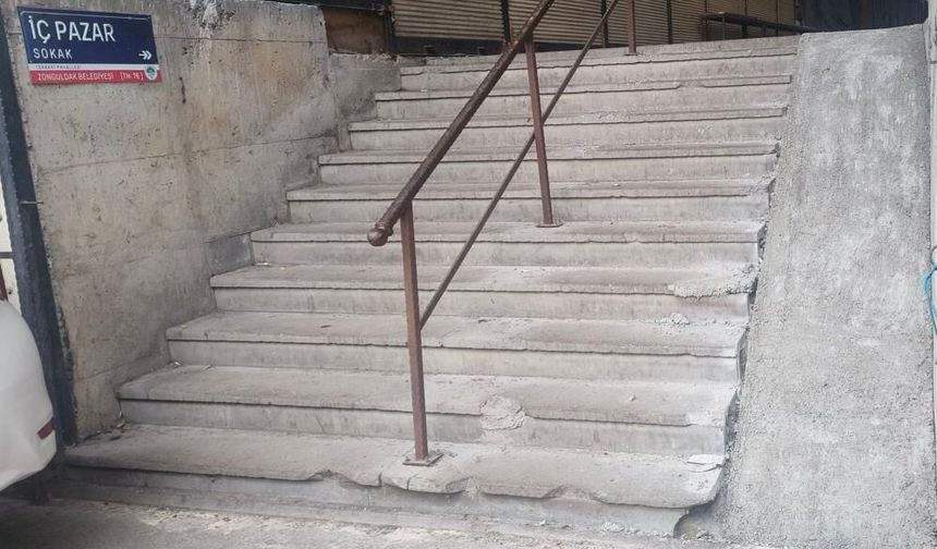 Pazar Yerine Yapılan Engelli Rampası Tepki Çekti