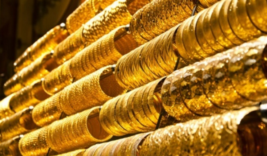 Altın Fiyatlarında Rekor Gün: Gram 7 Bin TL’yi Aştı