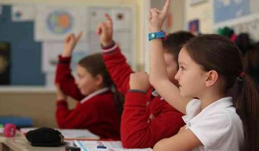 Ara Tatil Kalkacak mı? Bakan Tekin Açıkladı