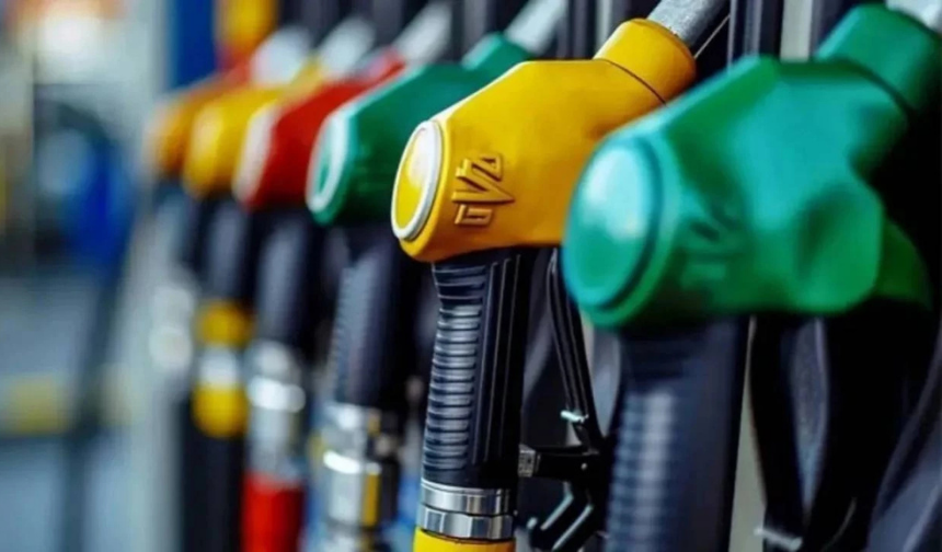 Sürücülere Kötü Haber: Benzine Dev Zam Kapıda, Motorin de Sınırda!