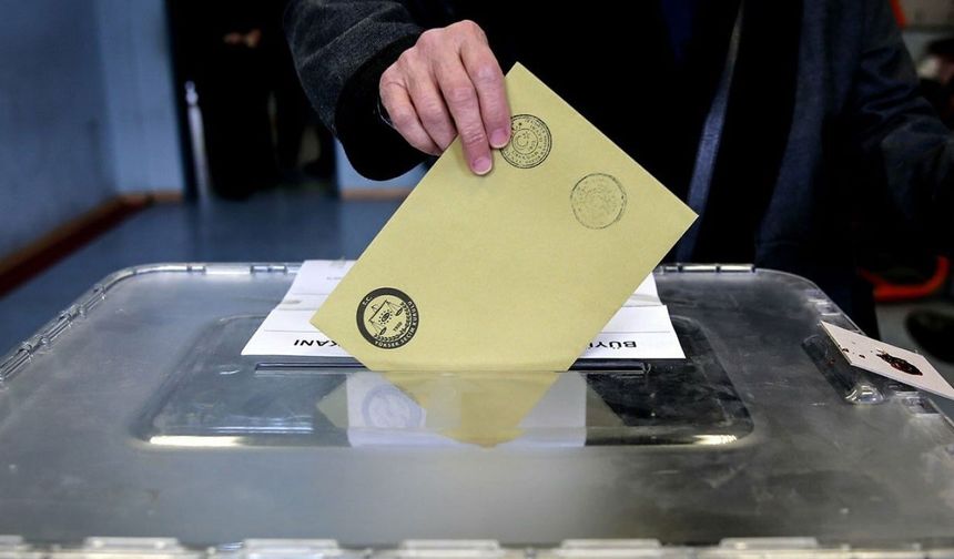 Son Seçim Anketi Herkesi Şaşırttı! Zirvede Bakın Hangi Parti Var