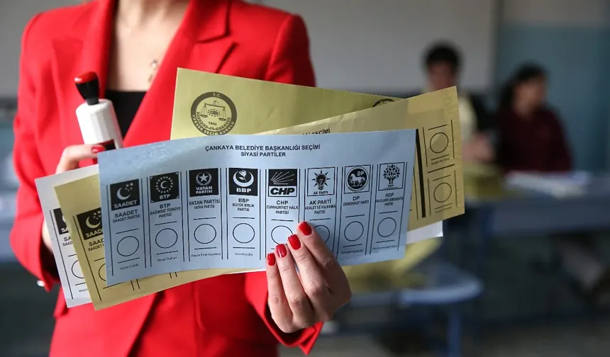 Son Seçim Anketinden Çarpıcı Sonuç! İşte Partilerin Oy Oranları