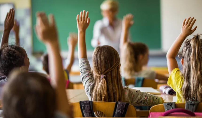 Ara Tatil Kalktı mı? MEB 2026-2027 Takvimini Açıkladı